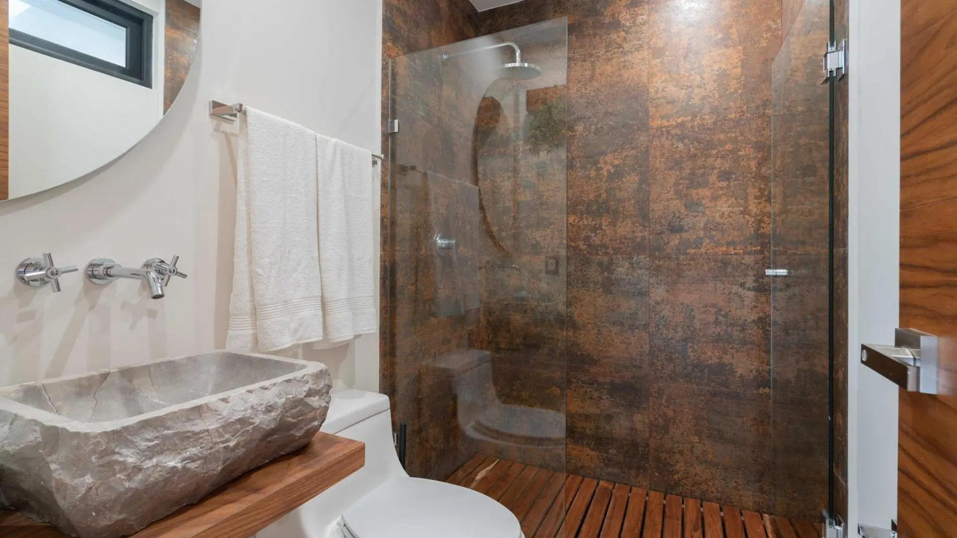 Phimai Suite & Infinity Pool, Fast Wifi, Nespresso & Netflix Tulum 0*,  Mexico
