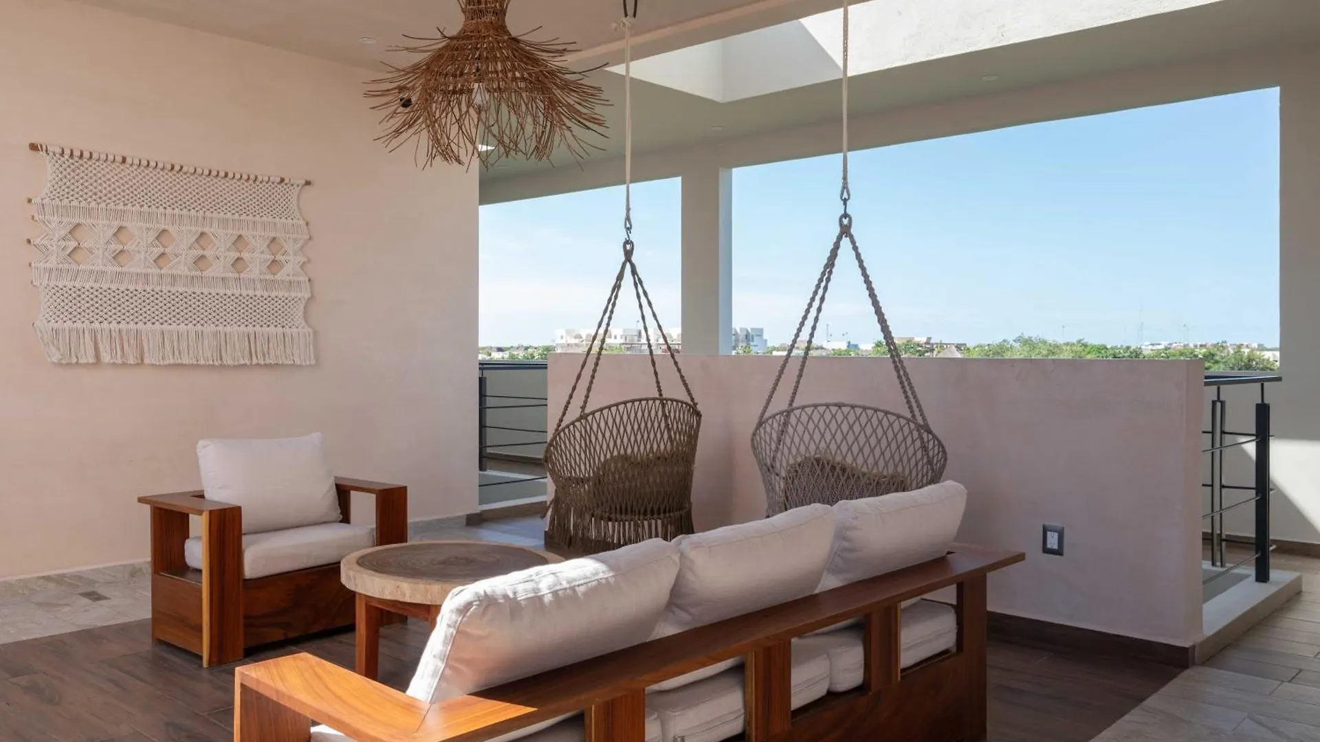Apartment Phimai Suite & Infinity Pool, Fast Wifi, Nespresso & Netflix Tulum